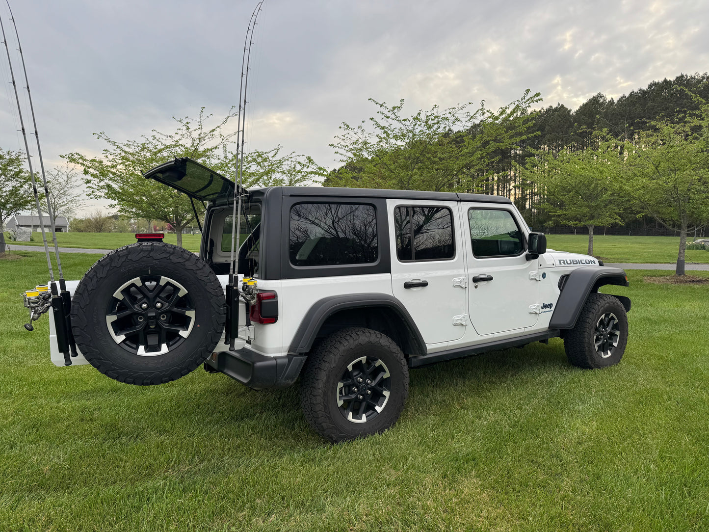 Spare Tire Fishing Rod Carry Rack