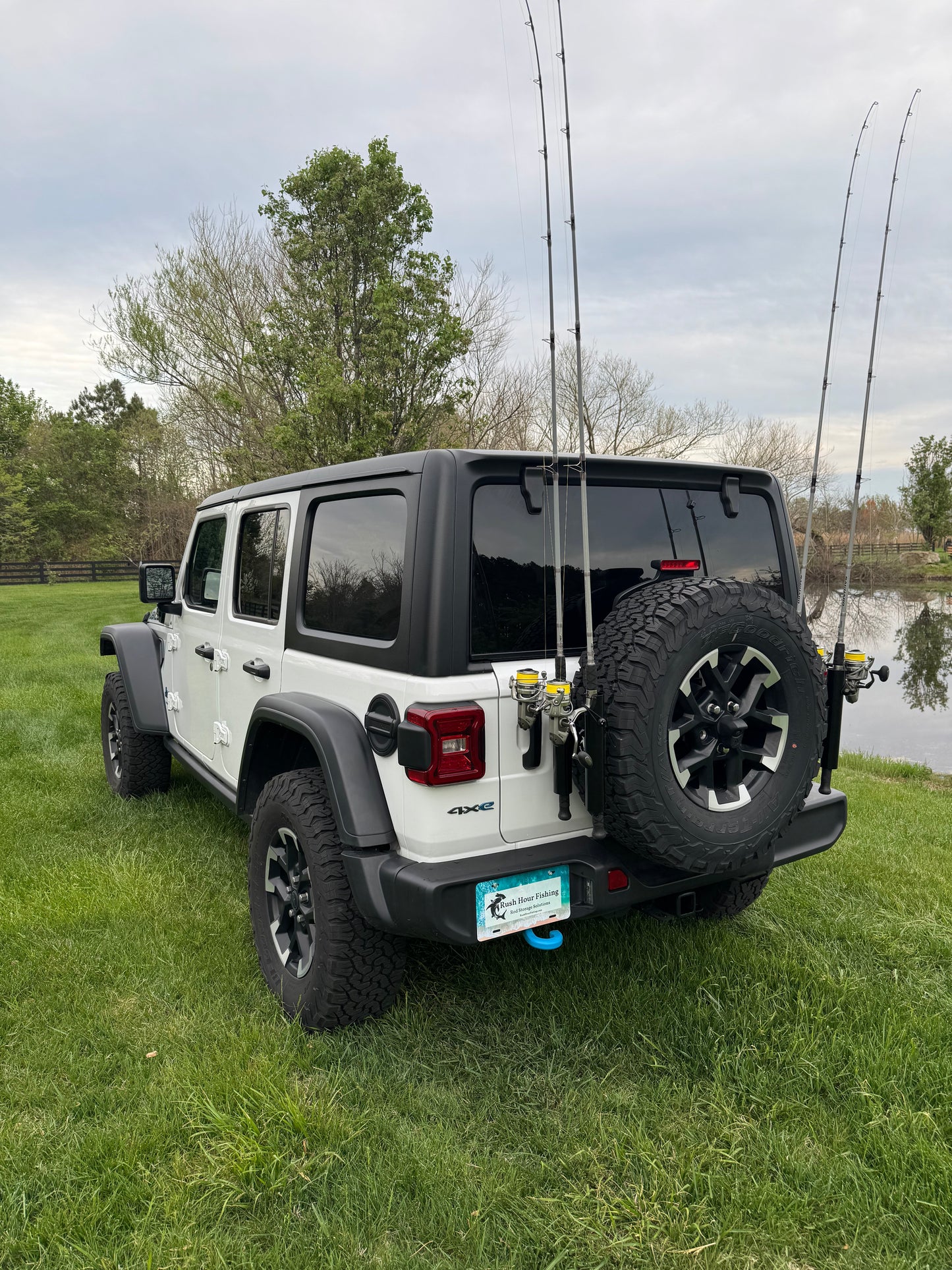 Spare Tire Fishing Rod Carry Rack